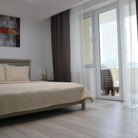 בוקרשט Luxury City Center Apartment - Romana מראה חיצוני תמונה