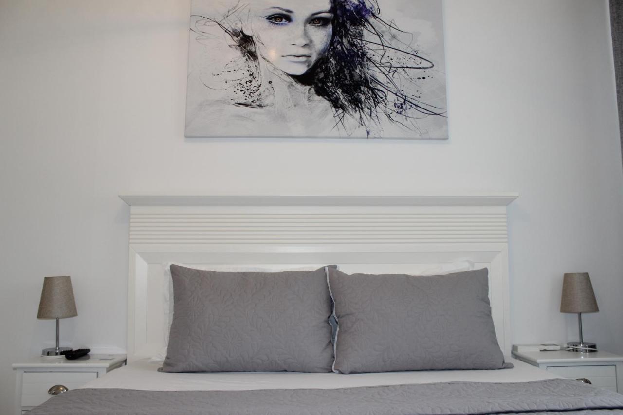 בוקרשט Luxury City Center Apartment - Romana מראה חיצוני תמונה