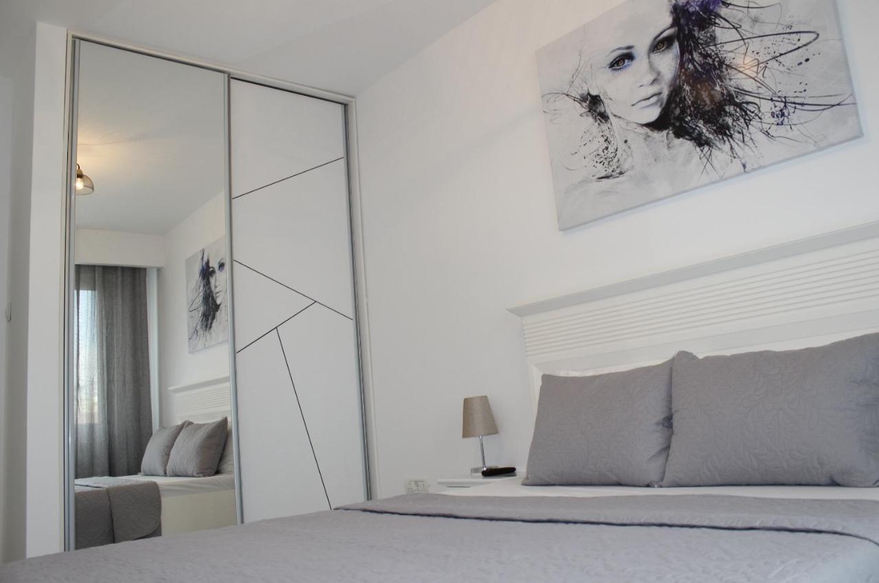 בוקרשט Luxury City Center Apartment - Romana מראה חיצוני תמונה