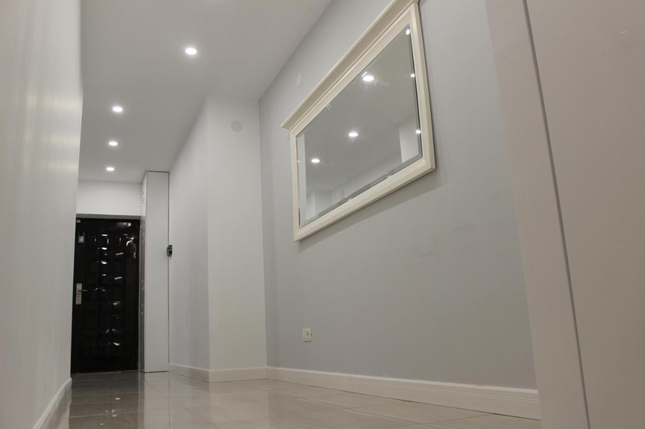 בוקרשט Luxury City Center Apartment - Romana מראה חיצוני תמונה