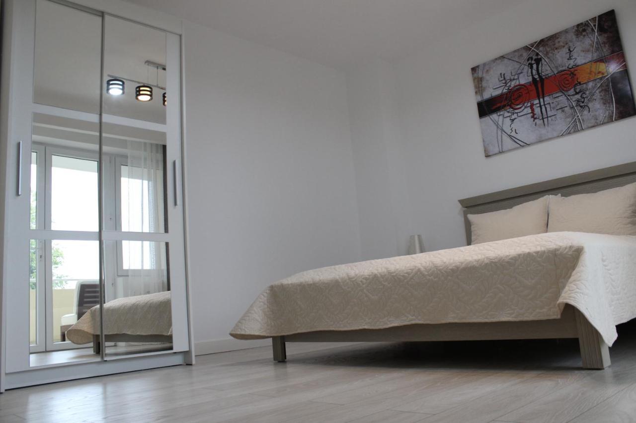 בוקרשט Luxury City Center Apartment - Romana מראה חיצוני תמונה