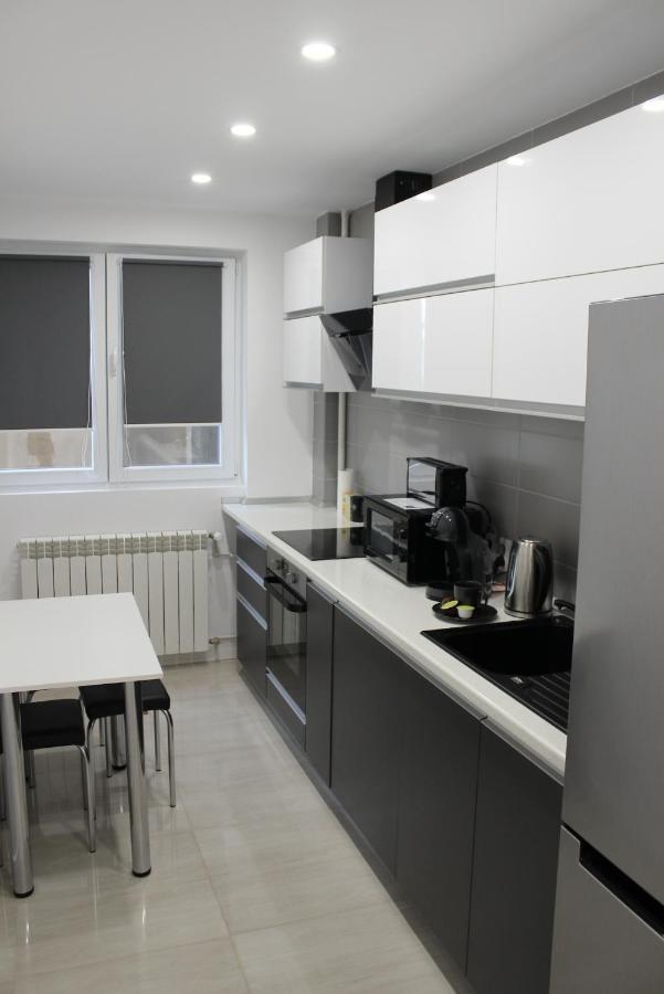 בוקרשט Luxury City Center Apartment - Romana מראה חיצוני תמונה