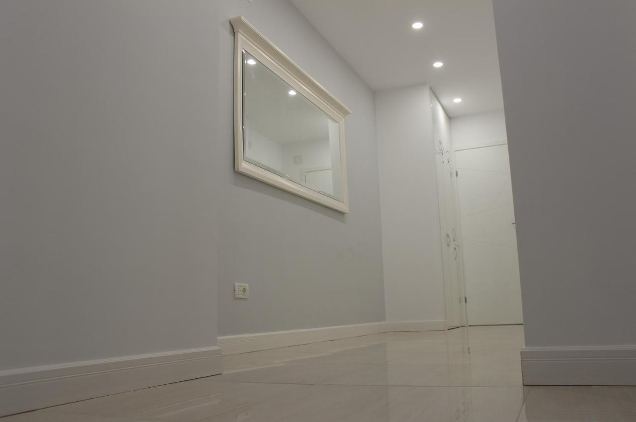 בוקרשט Luxury City Center Apartment - Romana מראה חיצוני תמונה