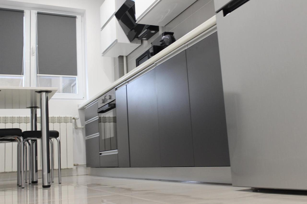 בוקרשט Luxury City Center Apartment - Romana מראה חיצוני תמונה